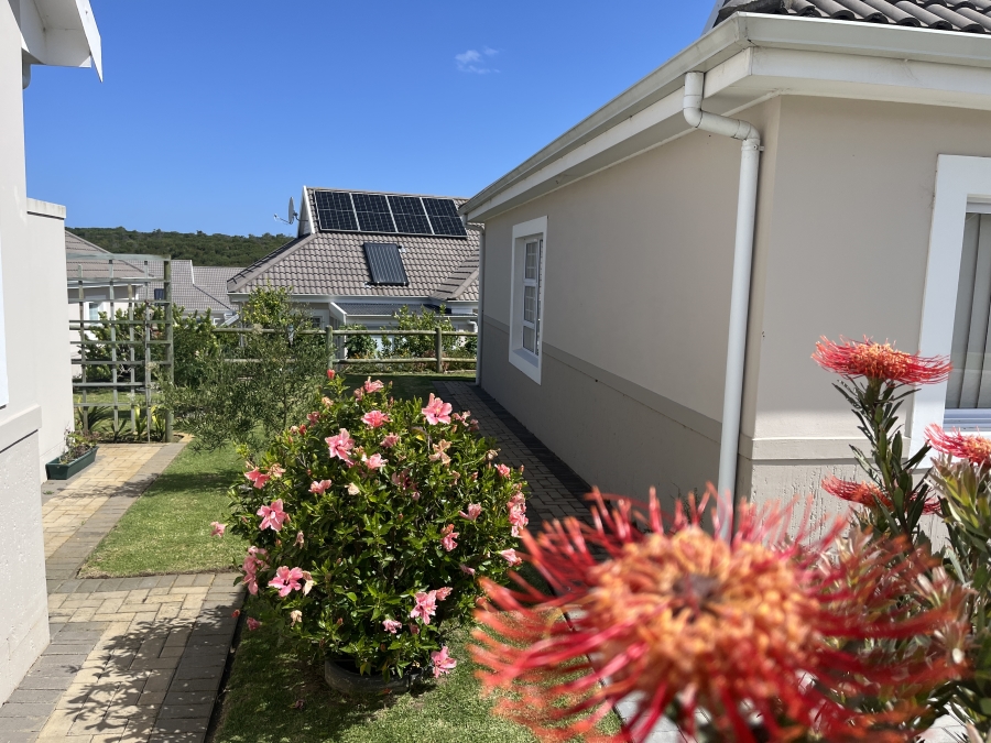 2 Bedroom Property for Sale in Heiderand Western Cape